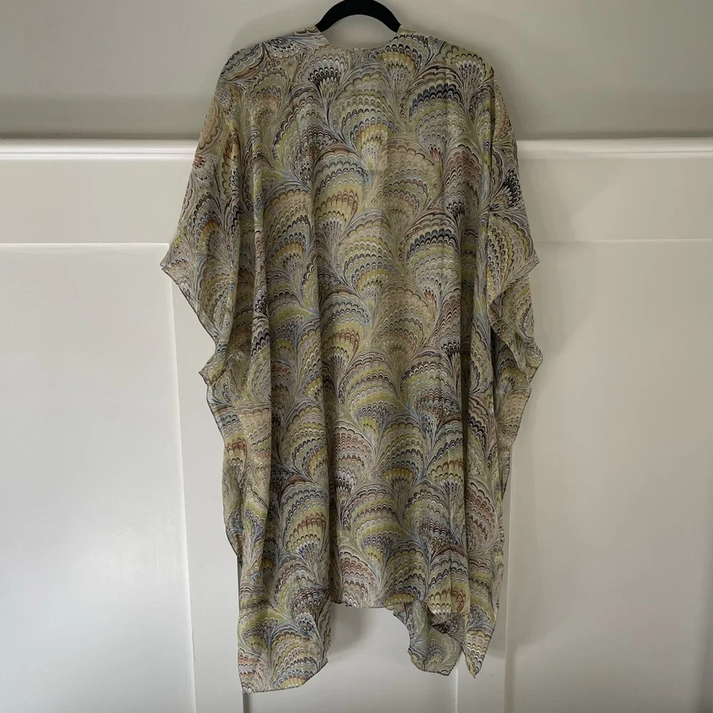 One Hundred Stars Long Kimono Marbled Green - Picture 2 of 8